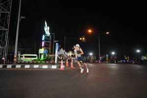 BIB: 188
                            <button type="button" onclick="openModal(22971946)" class="btn btn-primary btn-sm float-right btn-popup" data-toggle="modal" data-target=".modal-high-quality">
                        <i class="fas fa-shopping-cart"></i> Add to Cart
                    </button>
                                            <button type="button" onclick="isThisMe(22971946, true)" class="btn btn-success btn-sm float-right btn-popup btn-isme hidden" data-toggle="tooltip" data-placement="bottom" title="นี่คือรูปของคุณใช่ไหม คลิกที่นี่เพื่อเอาเข้าอัลบั้ม">
                        <i class="fas fa-plus"></i> Add to album
                    </button>
                    <button type="button" onclick="isThisMe(22971946, false)" class="btn btn-warning btn-sm float-right btn-popup btn-isnotme hidden">
                        <i class="fas fa-ban"></i> Remove from album
                    </button>